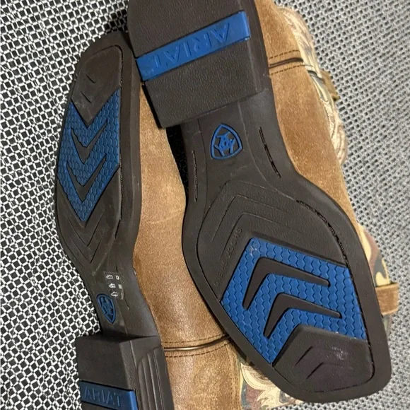 Ariat Kids' Tan and Camouflage Boots - Picture 5 of 6